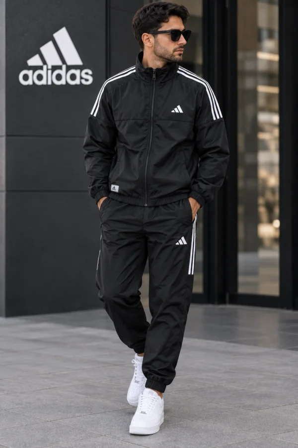 Мъжки черен спортен екип adidas с бели ленти